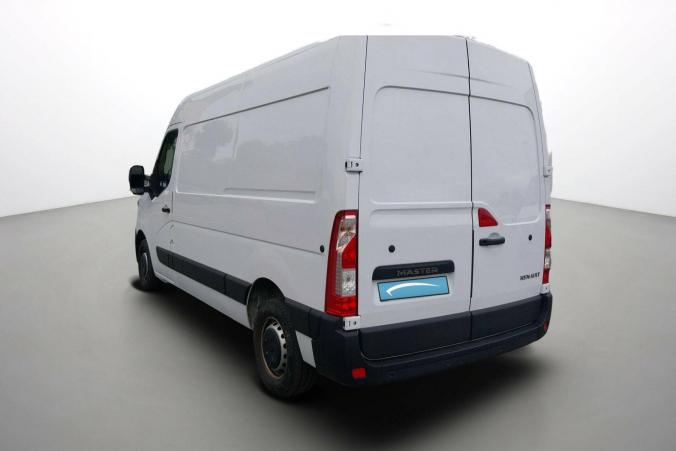 Vente en ligne Renault Master Fourgon MASTER FGN TRAC F3500 L2H2 BLUE DCI 135 au prix de 26 990 €