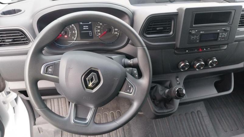 Vente en ligne Renault Master Fourgon MASTER FGN TRAC F3500 L2H2 BLUE DCI 135 au prix de 26 990 €