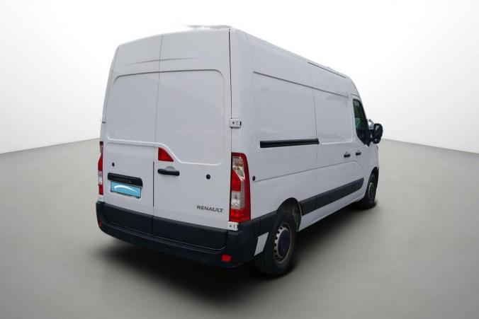Vente en ligne Renault Master Fourgon MASTER FGN TRAC F3500 L2H2 BLUE DCI 135 au prix de 26 990 €