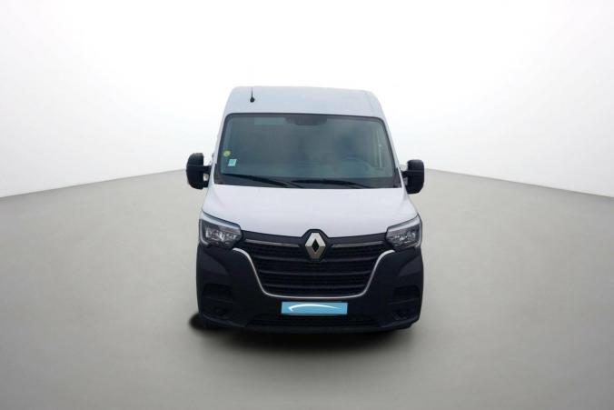 Vente en ligne Renault Master Fourgon MASTER FGN TRAC F3500 L2H2 BLUE DCI 135 au prix de 26 990 €