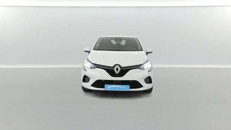 Vente en ligne Renault Clio 5 Clio E-Tech 140 - 21N au prix de 15 890 €