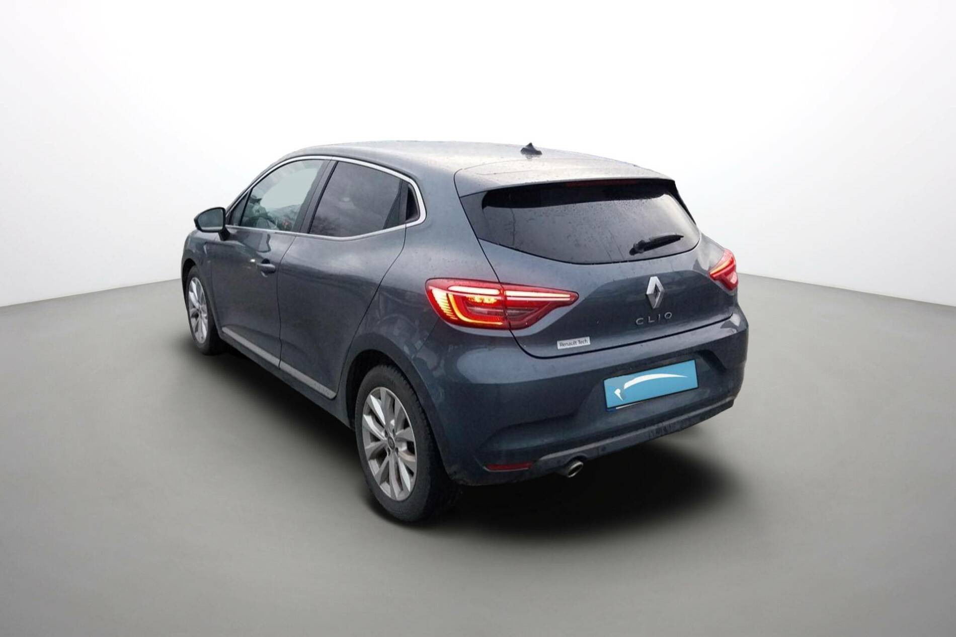 Vente en ligne Renault Clio 5 Clio TCe 100 au prix de 13 890 €