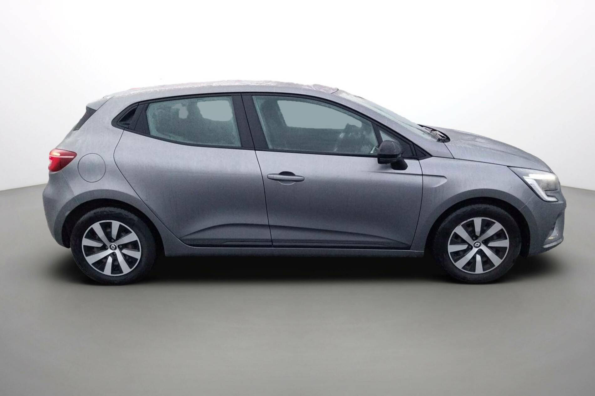 Vente en ligne Renault Clio 5 Clio TCe 90 au prix de 14 590 €