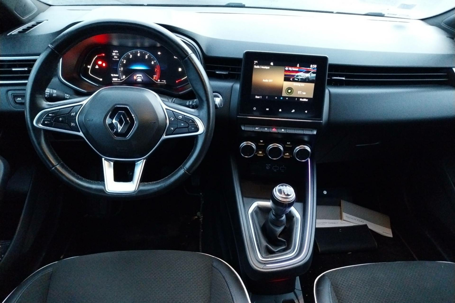 Vente en ligne Renault Clio 5 Clio TCe 100 au prix de 13 890 €