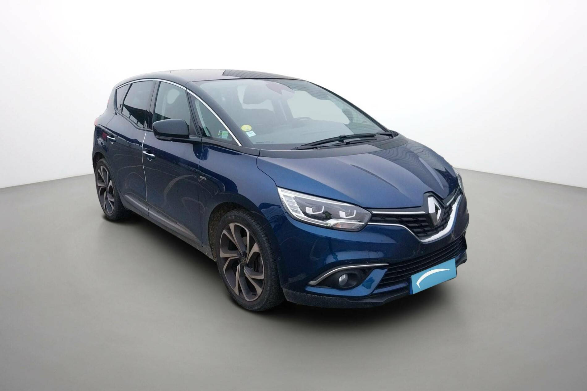 Vente en ligne Renault Scenic 4 Scenic Blue dCi 120 EDC au prix de 19 990 €