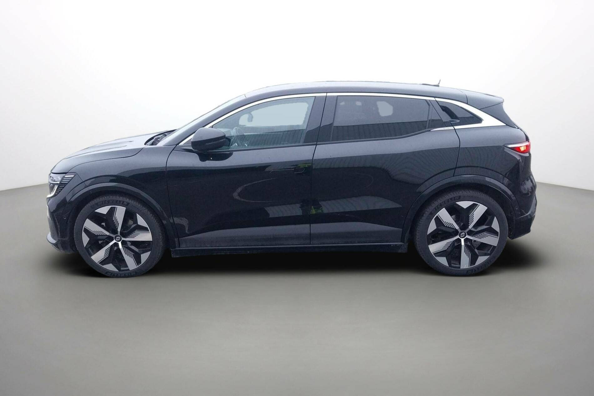 Vente en ligne Renault Megane E-Tech  EV60 220 ch optimum charge au prix de 23 790 €