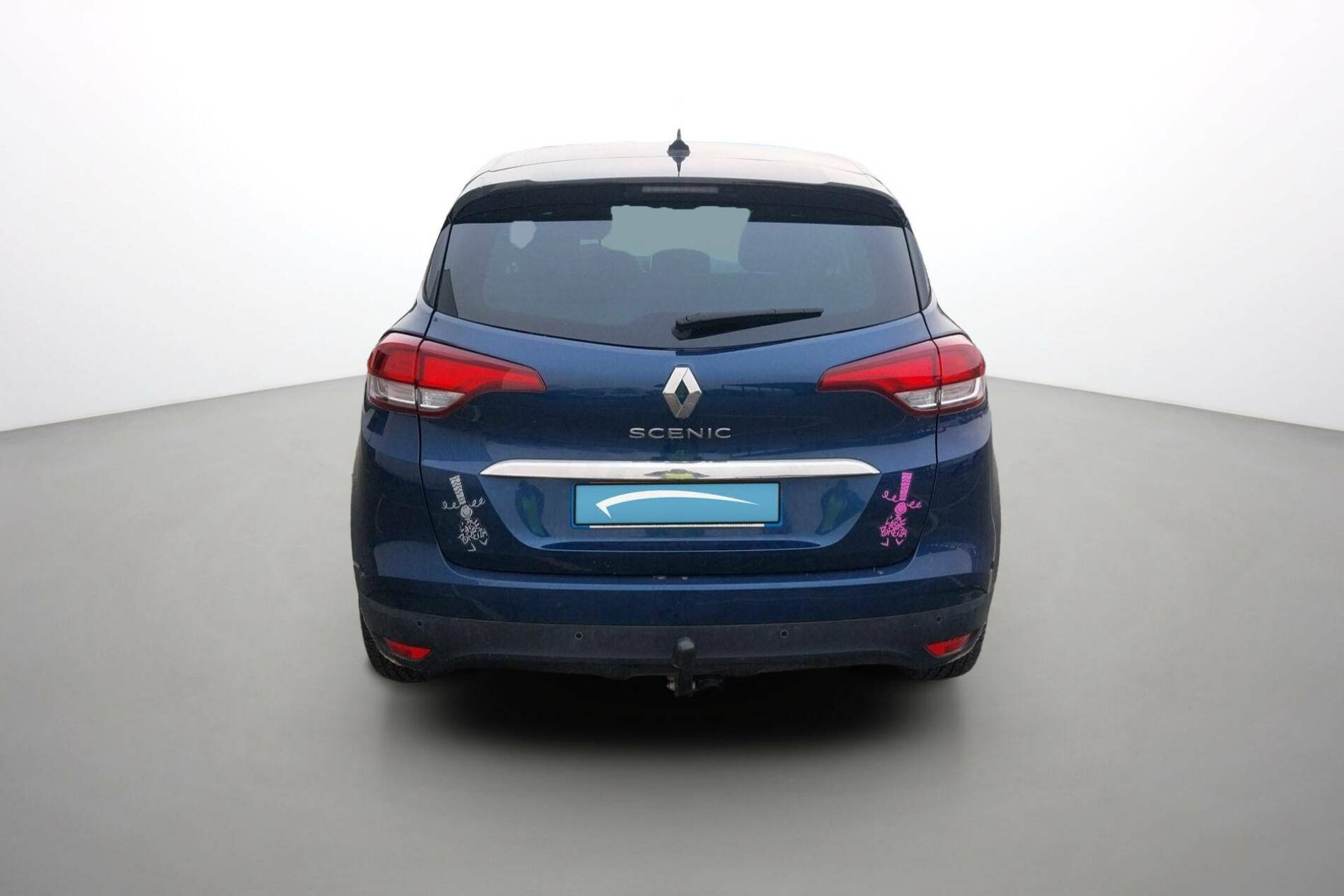 Vente en ligne Renault Scenic 4 Scenic Blue dCi 120 EDC au prix de 19 990 €