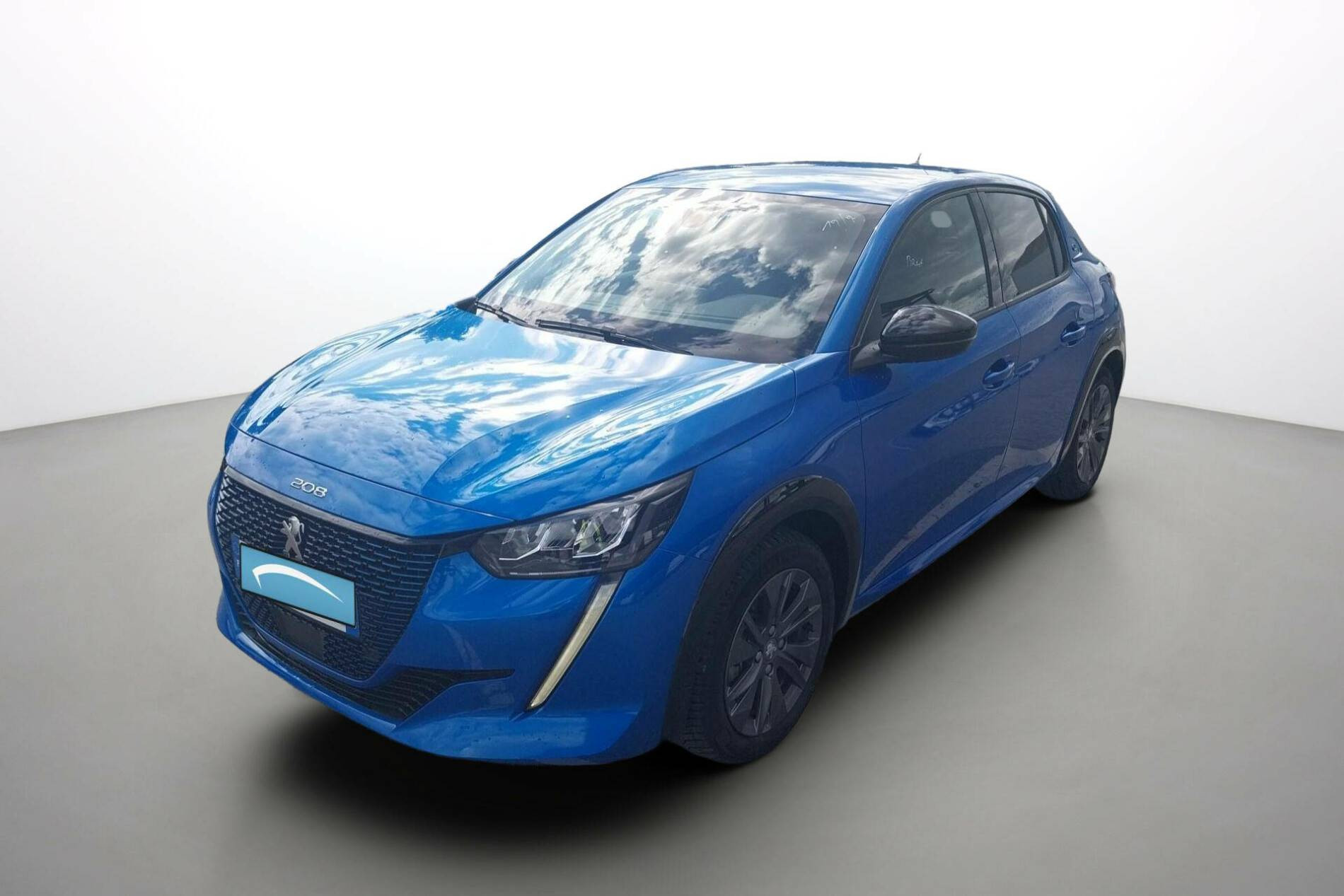 Vente en ligne Peugeot E-208  50 kWh 136ch au prix de 15 990 €