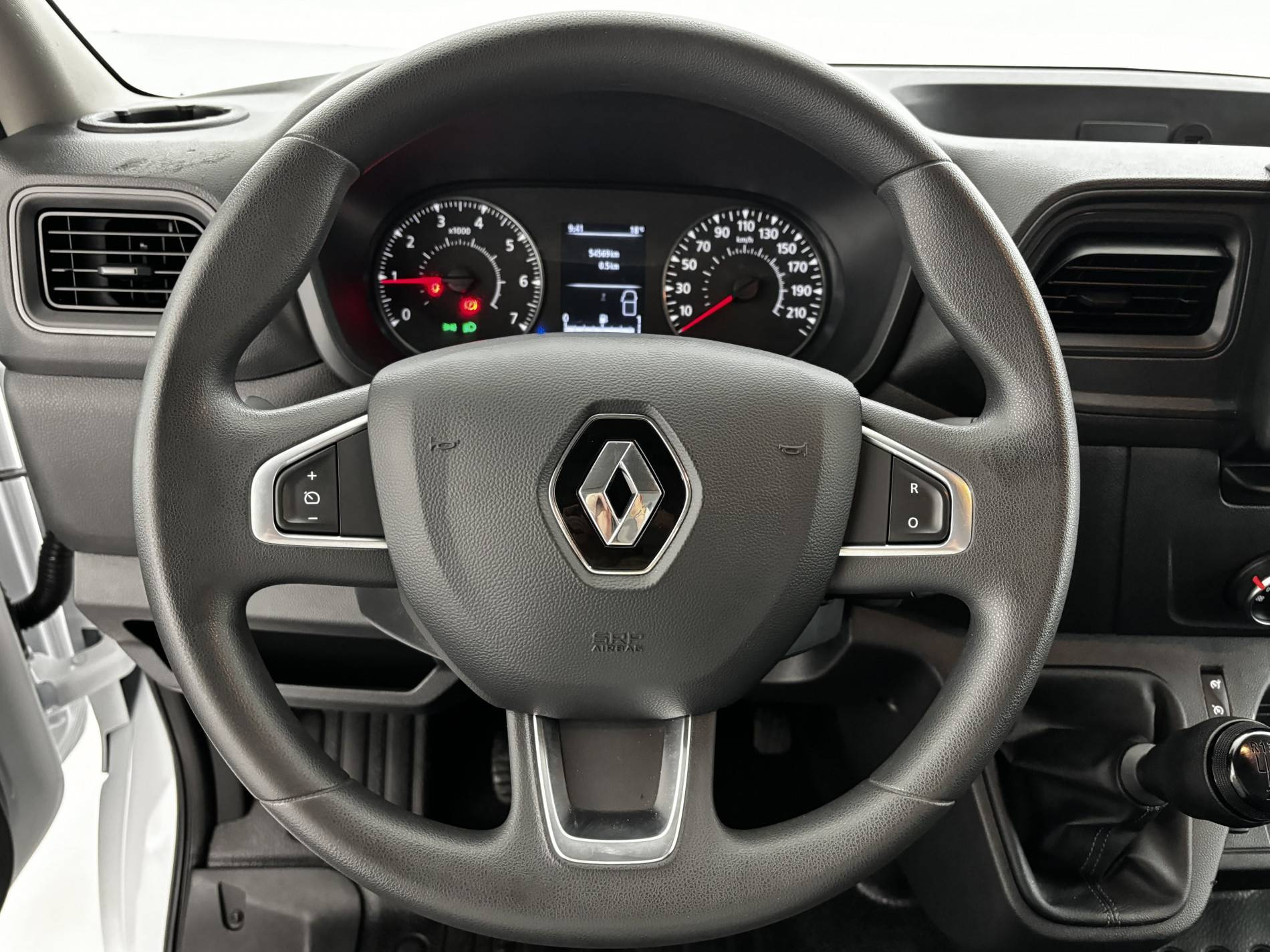 Vente en ligne Renault Master Fourgon MASTER FGN TRAC F3500 L2H2 BLUE DCI 135 au prix de 23 990 €