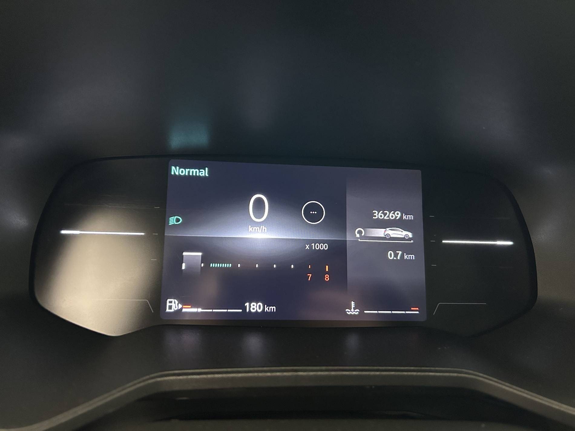 Vente en ligne Renault Clio 5 Clio TCe 90 au prix de 14 390 €