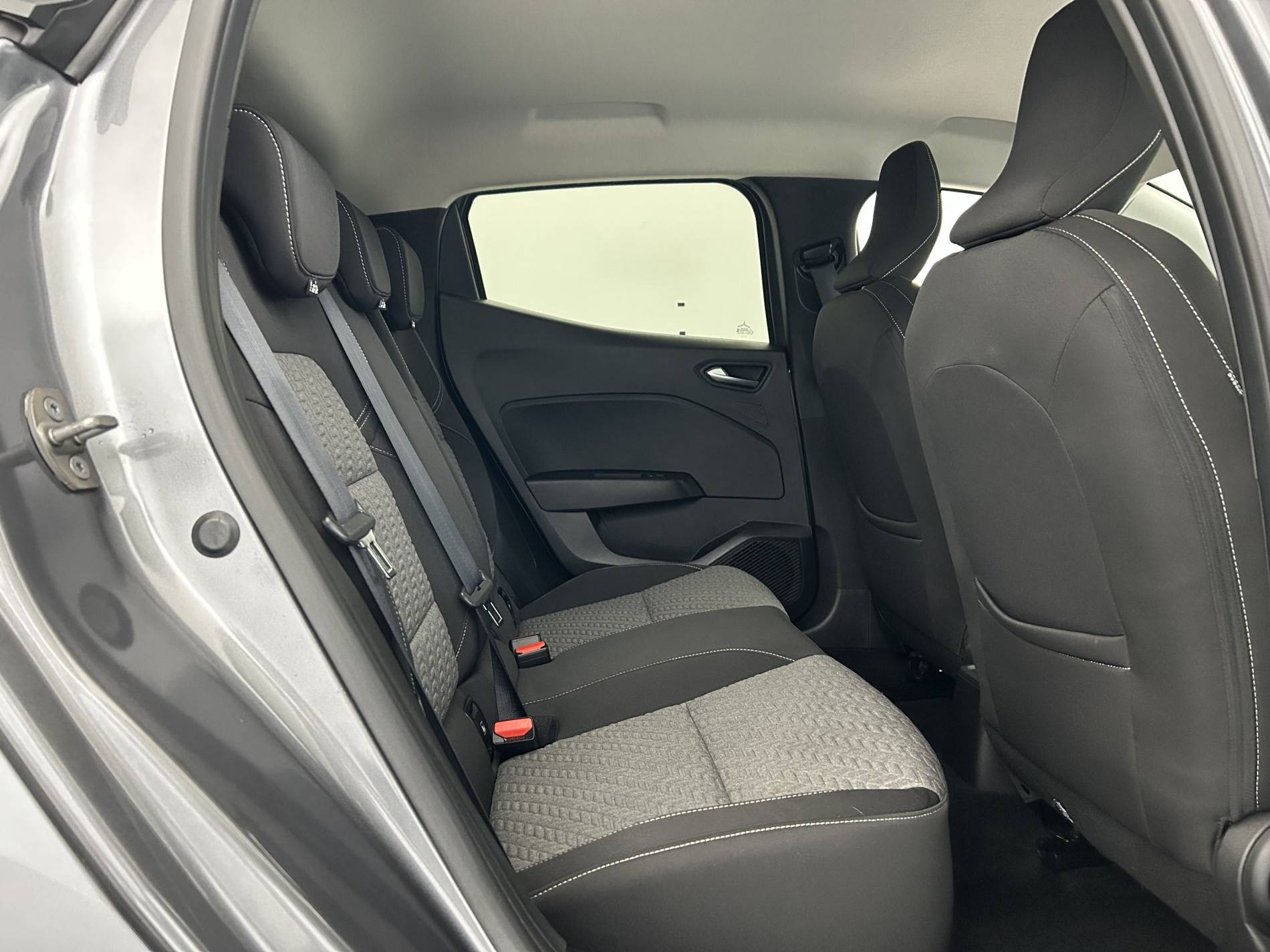 Vente en ligne Renault Clio 5 Clio TCe 90 au prix de 14 490 €