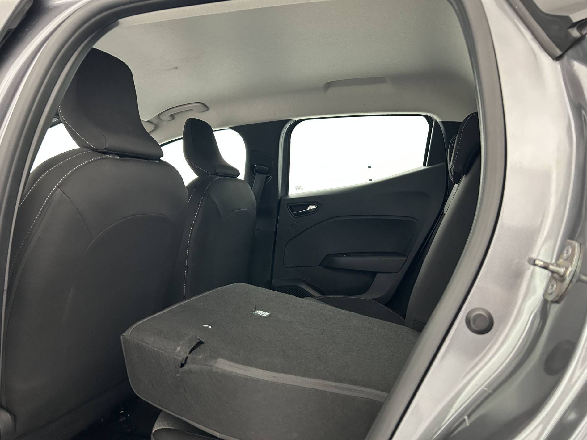 Vente en ligne Renault Clio 5 Clio TCe 90 au prix de 14 390 €