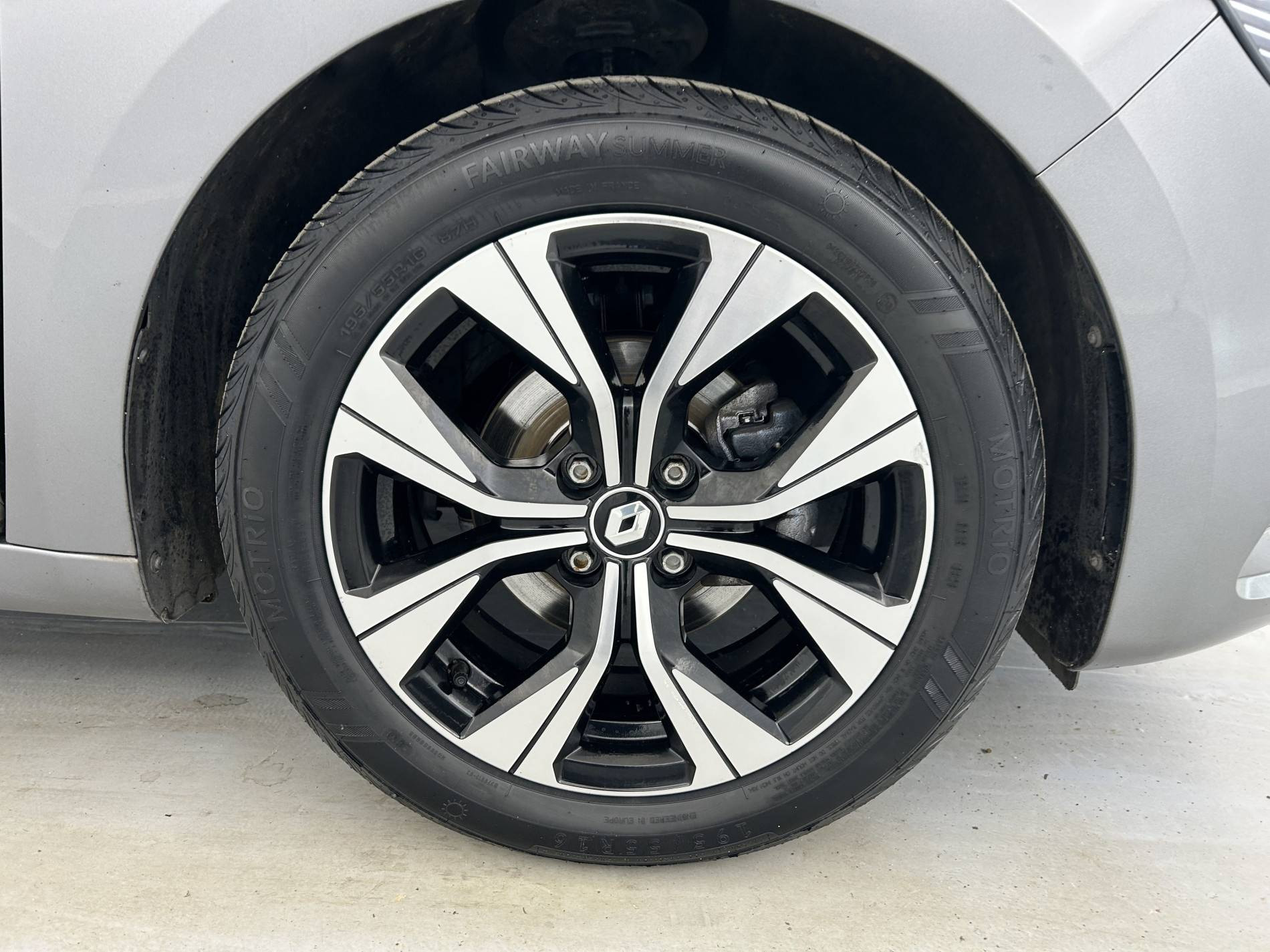 Vente en ligne Renault Clio 5 Clio TCe 90 au prix de 14 490 €