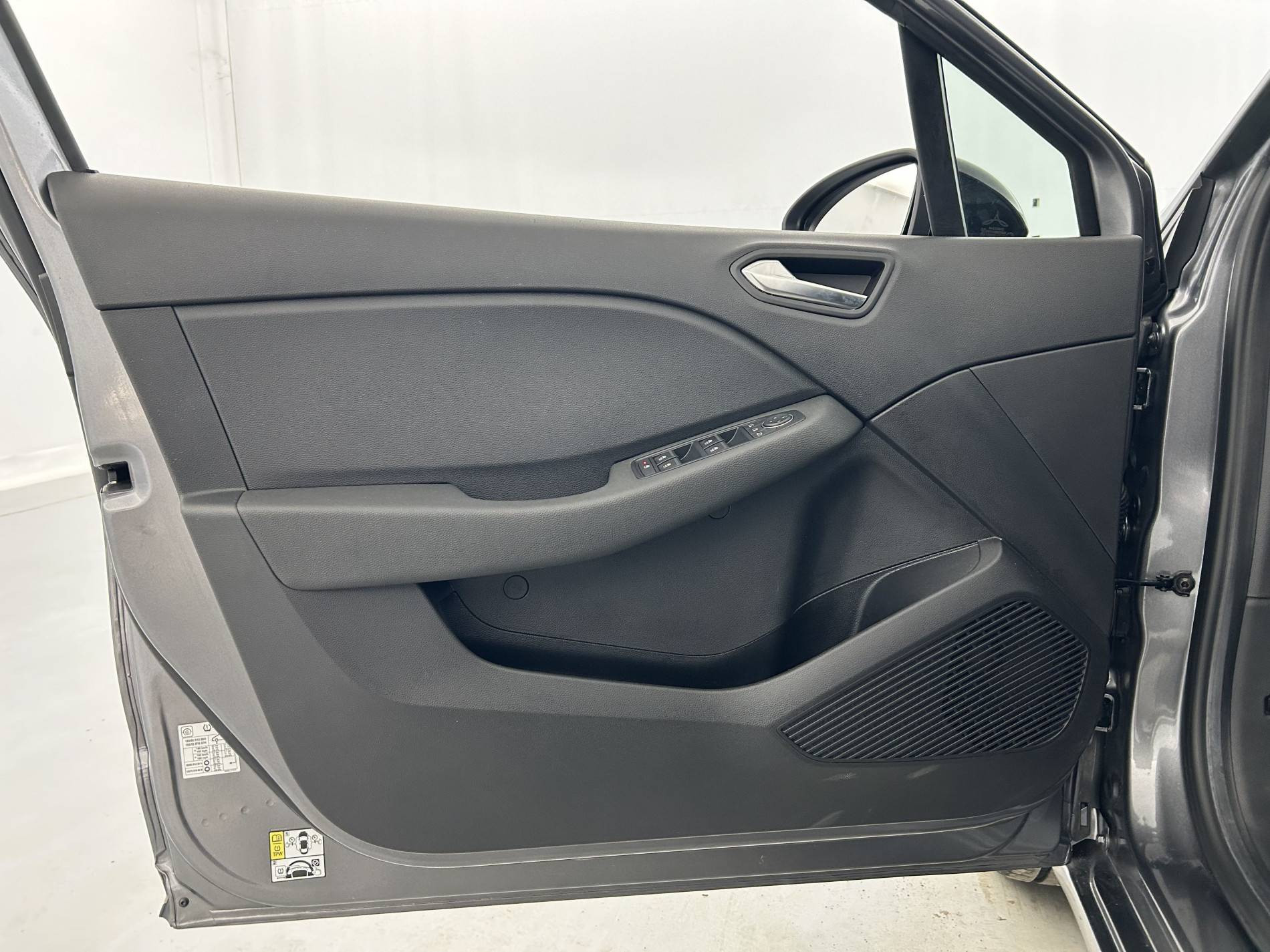 Vente en ligne Renault Clio 5 Clio TCe 90 au prix de 14 290 €