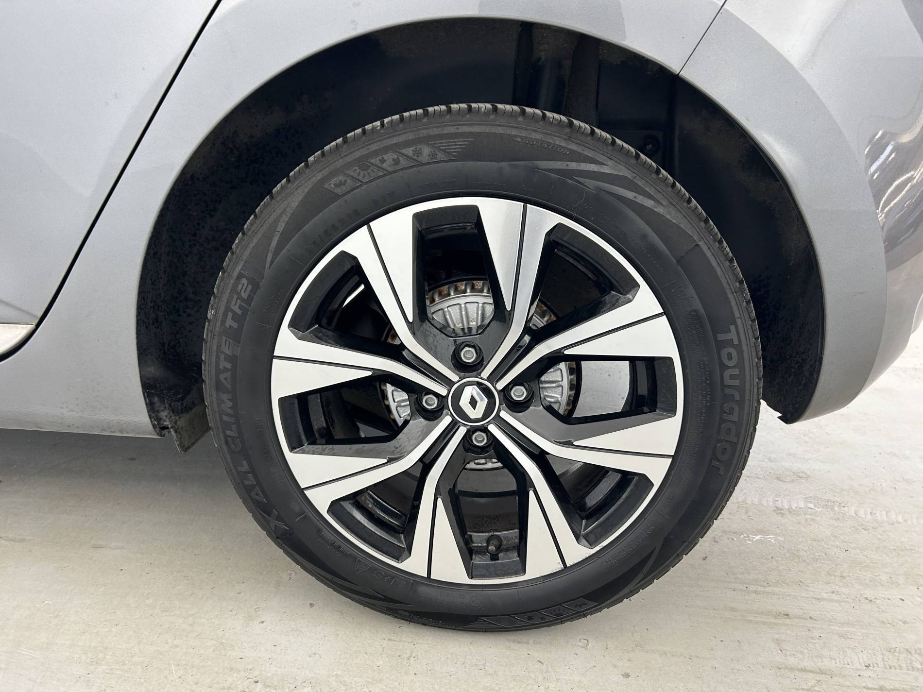 Vente en ligne Renault Clio 5 Clio TCe 90 au prix de 14 490 €