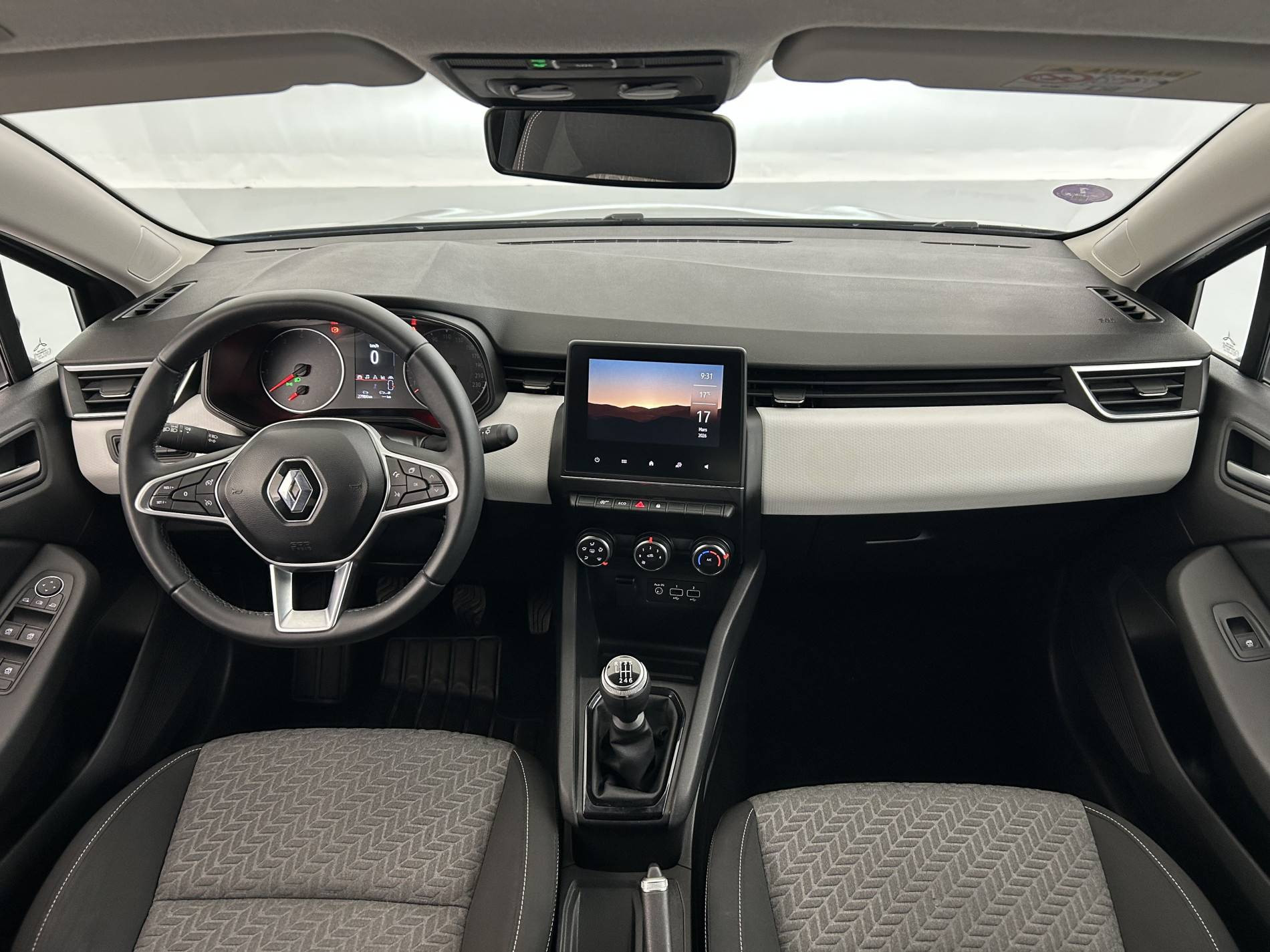 Vente en ligne Renault Clio 5 Clio TCe 90 au prix de 14 490 €