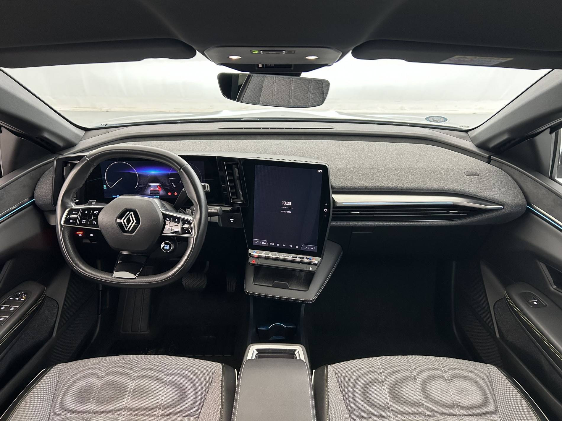 Vente en ligne Renault Megane E-Tech  EV60 220 ch super charge au prix de 22 390 €