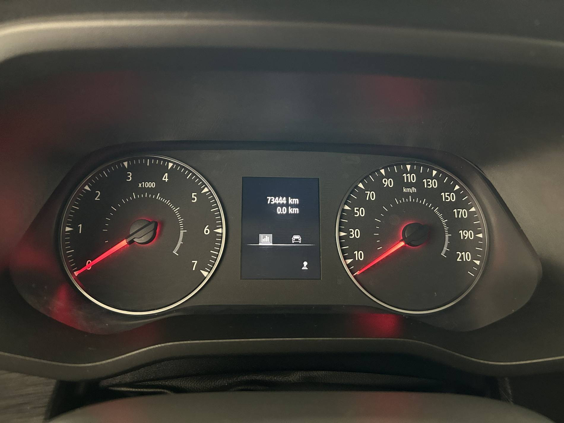 Vente en ligne Renault Trafic 3 Fourgon TRAFIC FGN L1H1 3000 KG BLUE DCI 130 au prix de 20 890 €