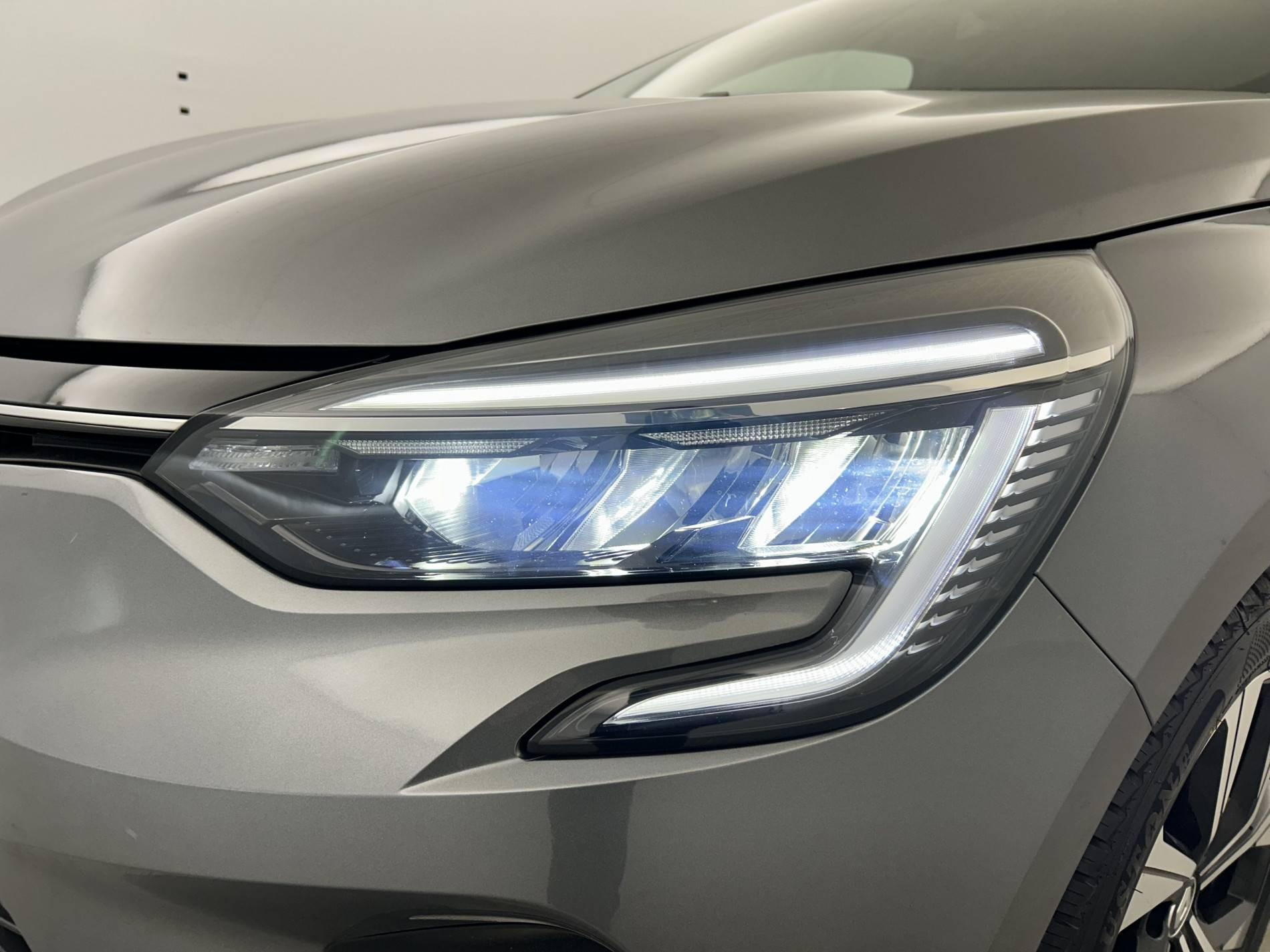 Vente en ligne Renault Clio 5 Clio TCe 90 au prix de 14 990 €