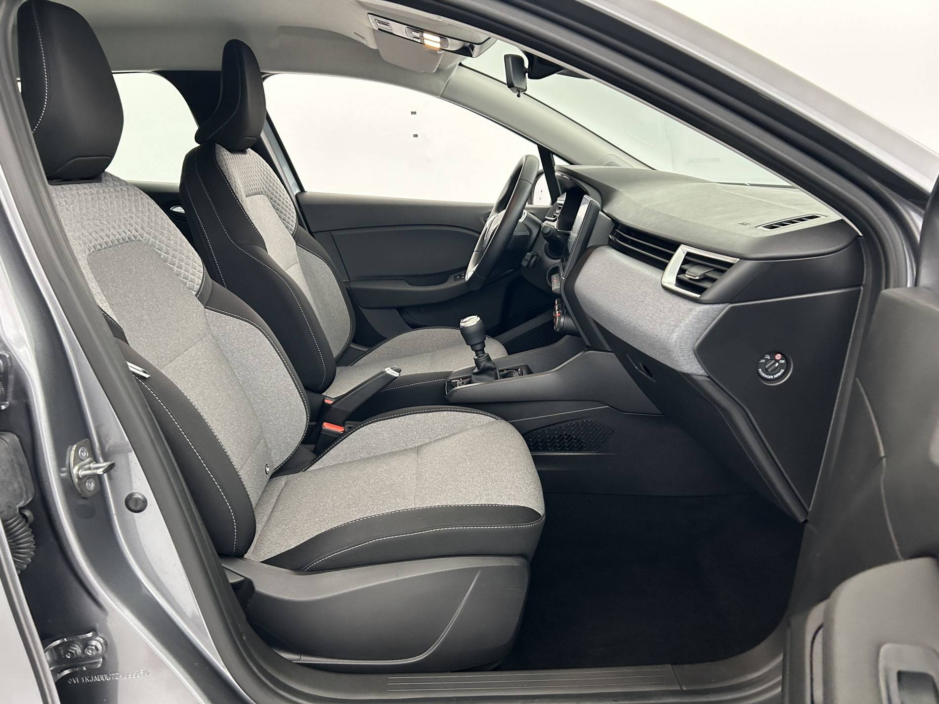 Vente en ligne Renault Clio 5 Clio TCe 90 au prix de 15 290 €