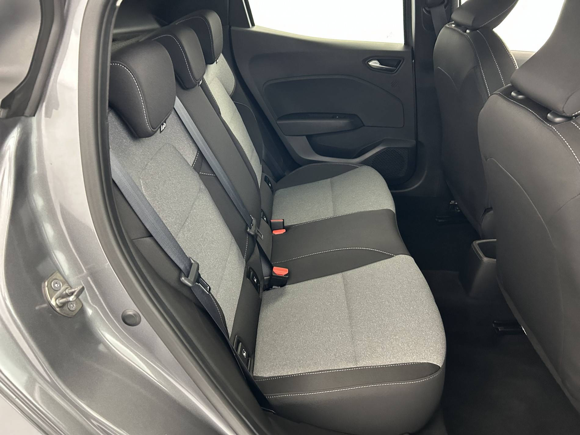 Vente en ligne Renault Clio 5 Clio TCe 90 au prix de 15 290 €