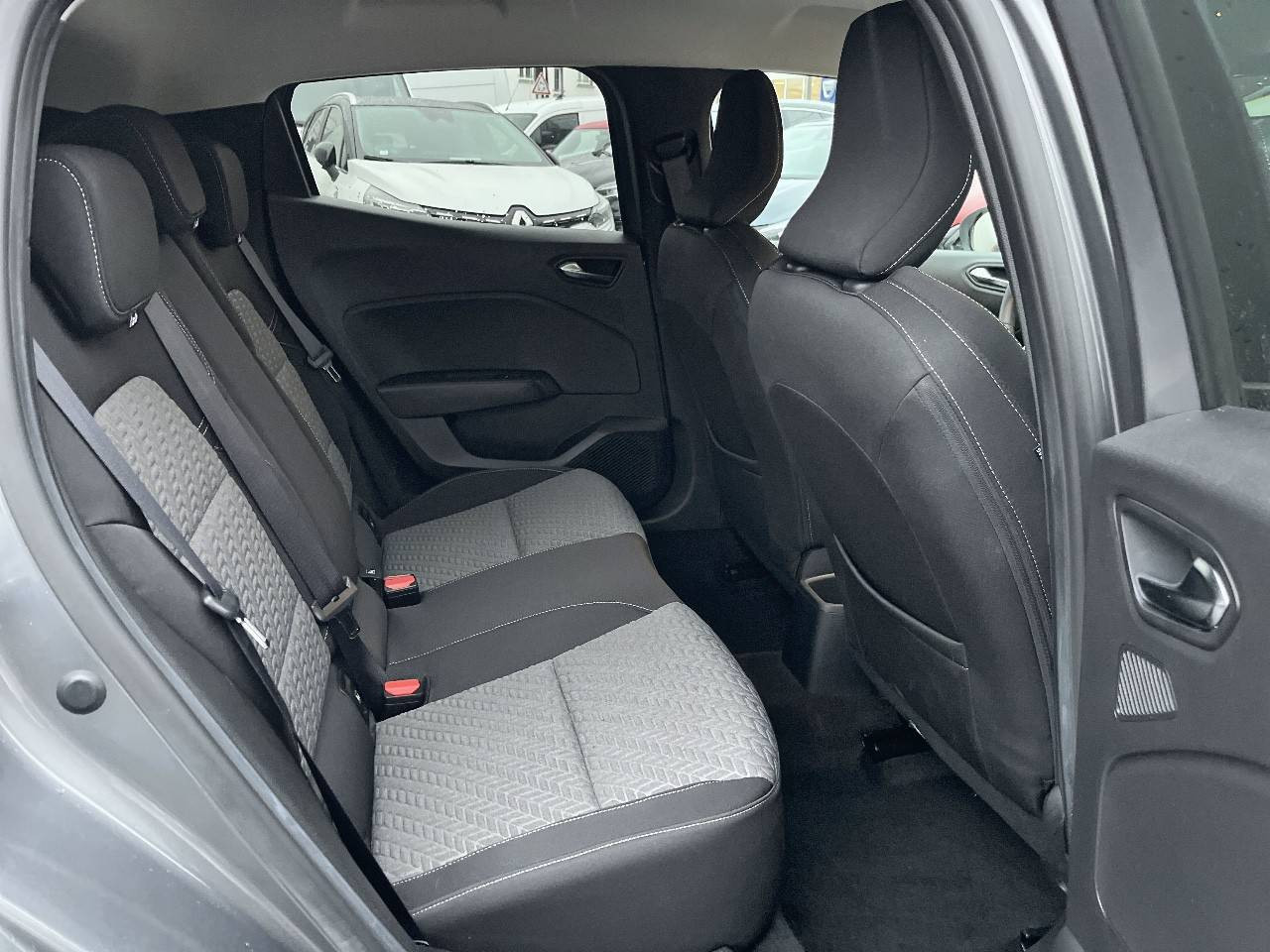 Vente en ligne Renault Clio 5 Clio TCe 90 au prix de 14 490 €