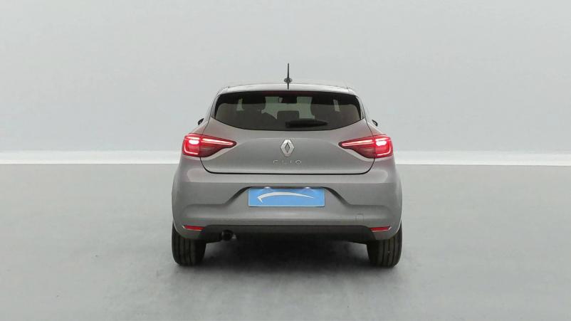 Vente en ligne Renault Clio 5 Clio TCe 90 au prix de 15 790 €