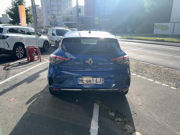 Vente en ligne Renault Clio 5 Clio E-Tech full hybrid 145 ch GSR2 au prix de 24 690 €