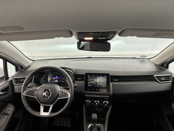 Vente en ligne Renault Clio 5 Clio E-Tech 140 - 21N au prix de 16 590 €