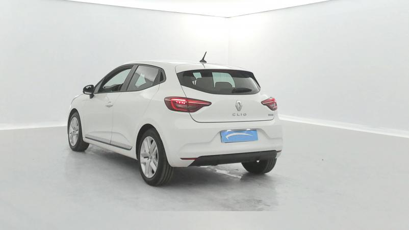 Vente en ligne Renault Clio 5 Clio E-Tech 140 - 21N au prix de 16 590 €