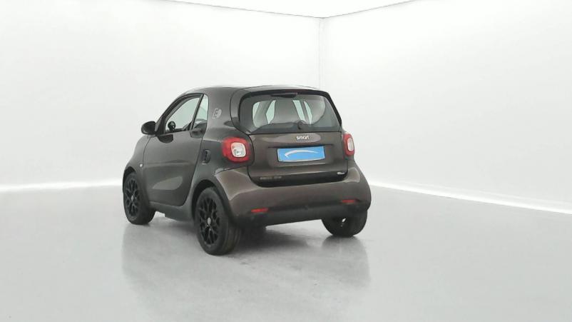 Vente en ligne Smart ForTwo Coupe Fortwo Coupé 82 ch Electrique BA1 au prix de 10 490 €