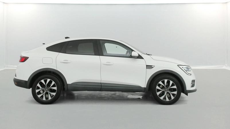 Vente en ligne Renault Arkana  E-Tech 145 au prix de 18 990 €