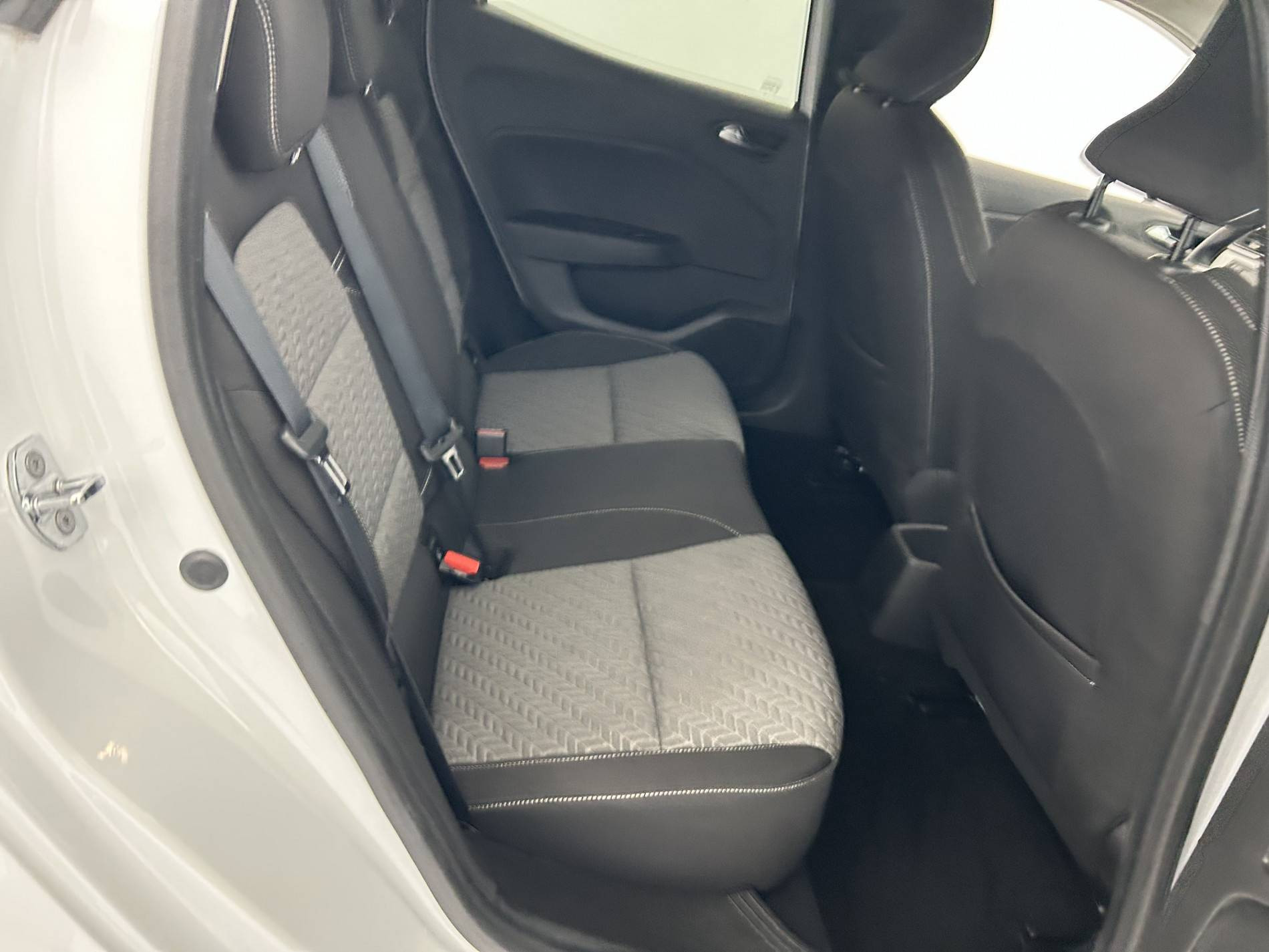 Vente en ligne Renault Clio 5 Clio TCe 100 GPL au prix de 14 390 €