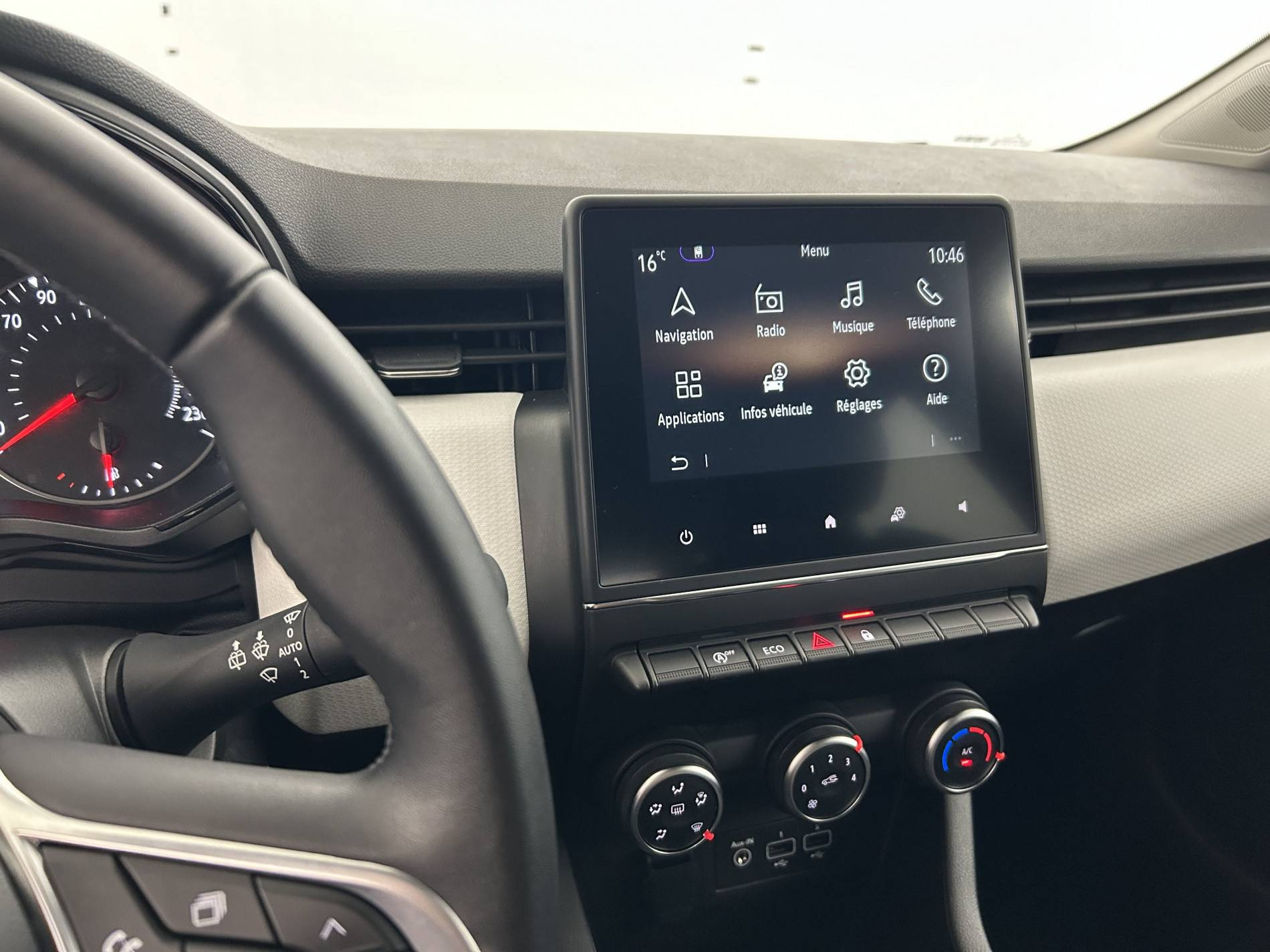 Vente en ligne Renault Clio 5 Clio TCe 100 GPL au prix de 14 390 €