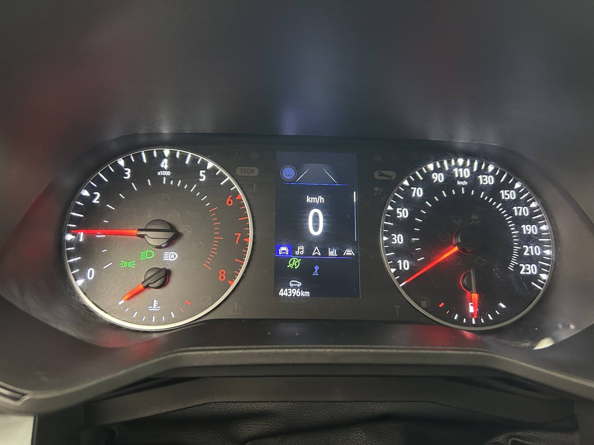 Vente en ligne Renault Clio 5 Clio TCe 100 GPL au prix de 14 390 €