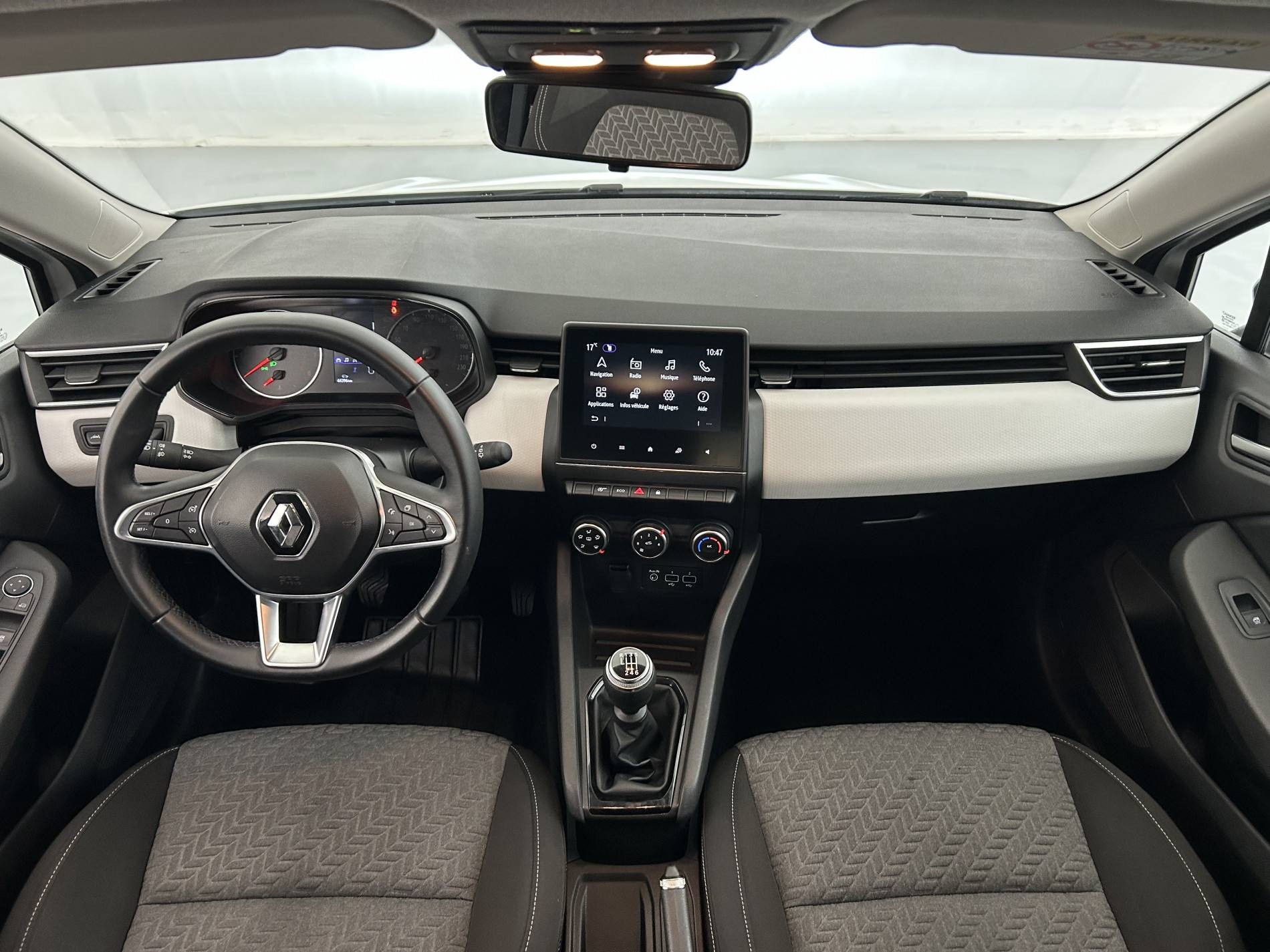 Vente en ligne Renault Clio 5 Clio TCe 100 GPL au prix de 14 390 €