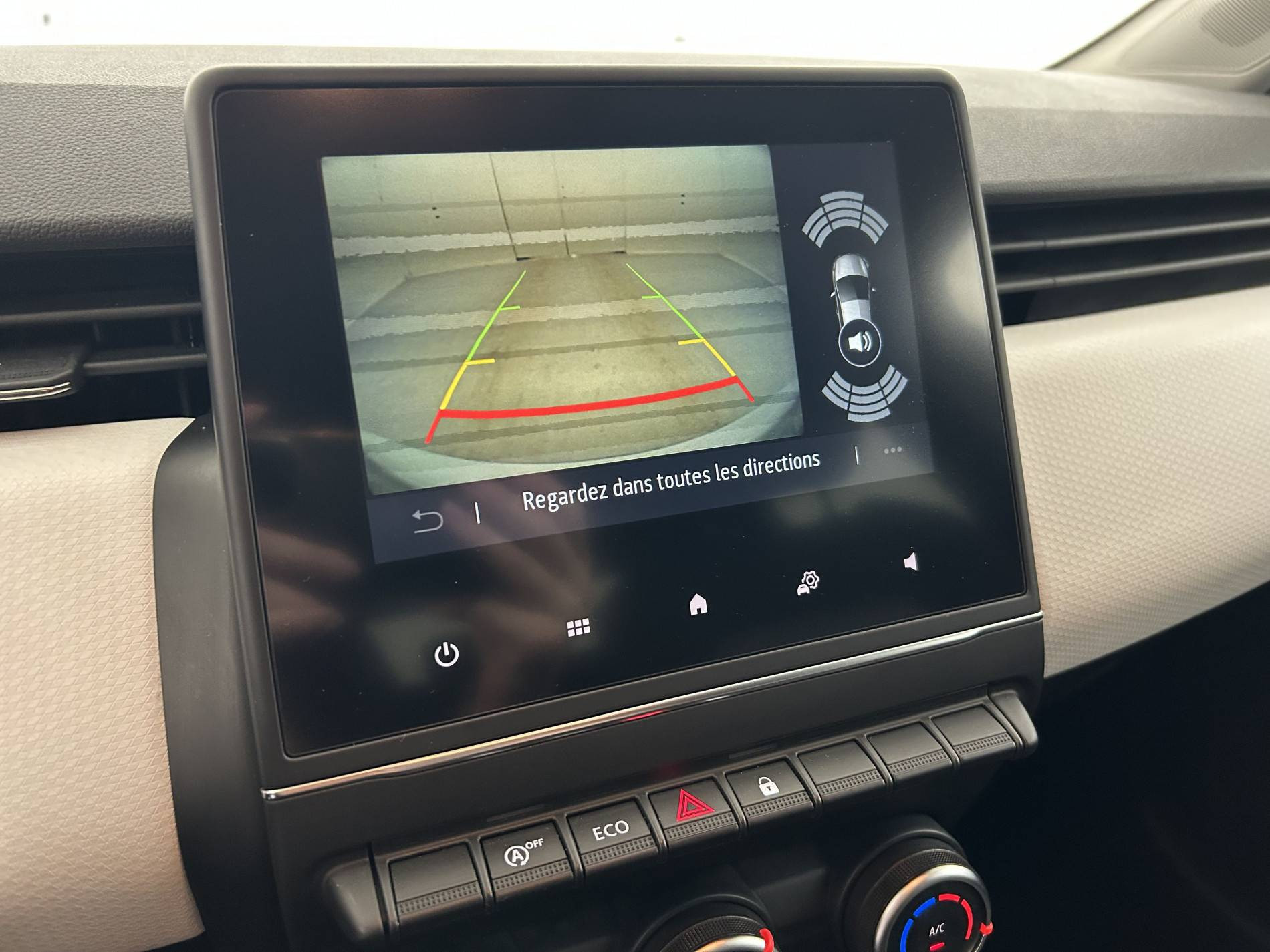 Vente en ligne Renault Clio 5 Clio TCe 100 GPL au prix de 14 390 €