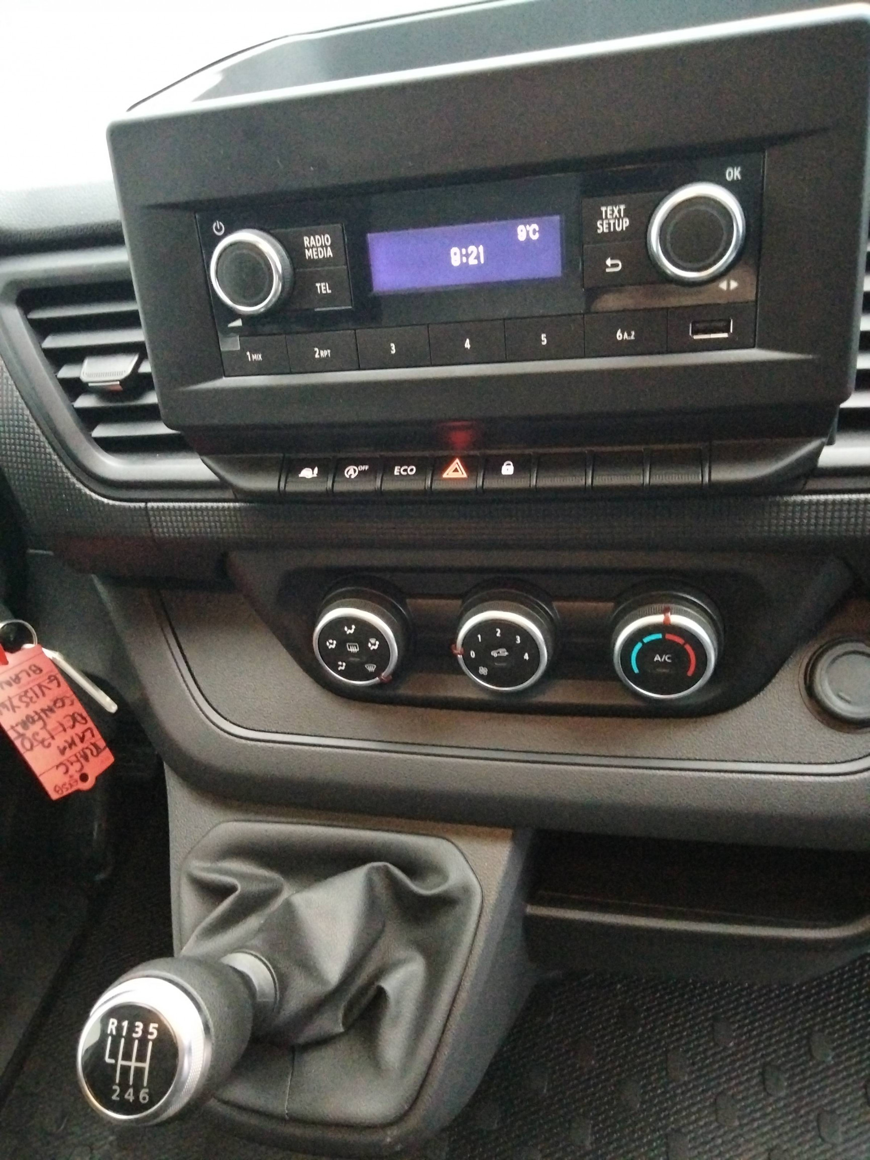 Vente en ligne Renault Trafic 3 Fourgon TRAFIC FGN L1H1 3T BLUE DCI 130 GSR2 au prix de 25 990 €