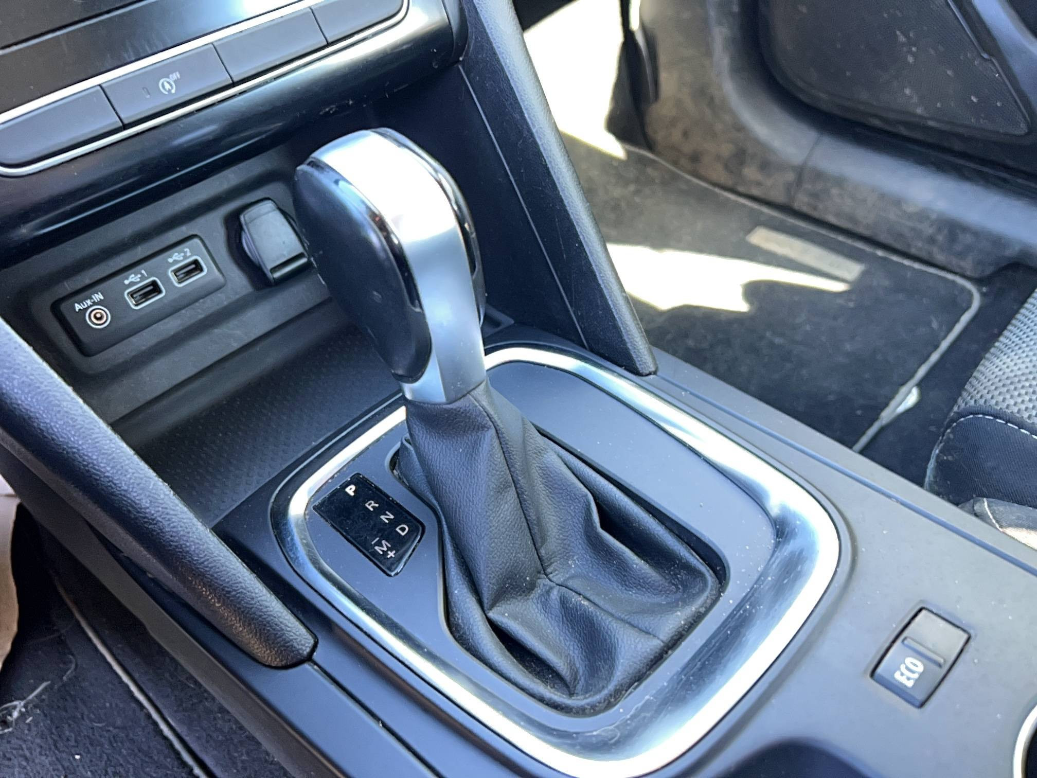 Vente en ligne Renault Megane 4  Blue dCi 115 EDC au prix de 17 990 €