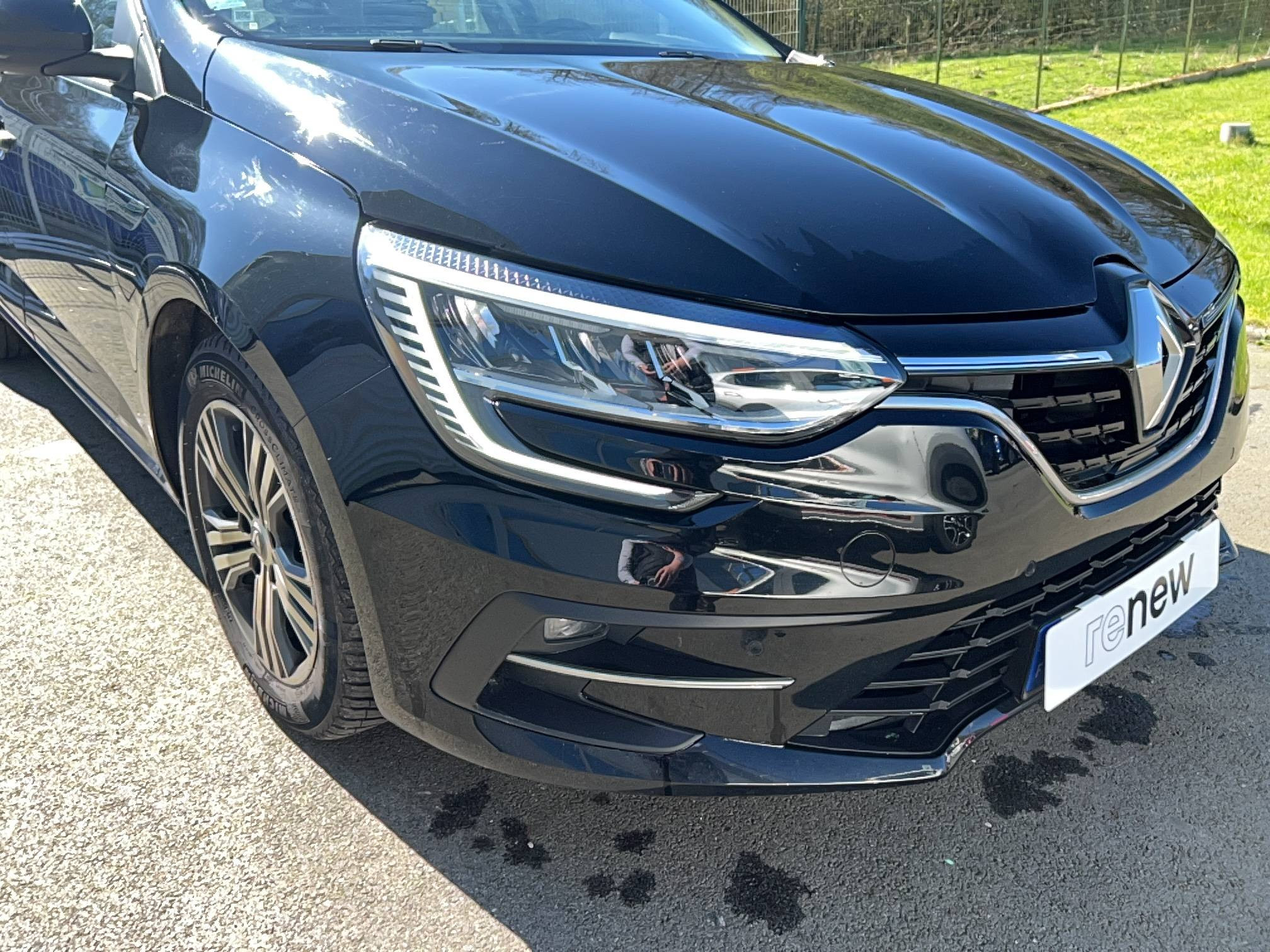 Vente en ligne Renault Megane 4  Blue dCi 115 EDC au prix de 17 990 €