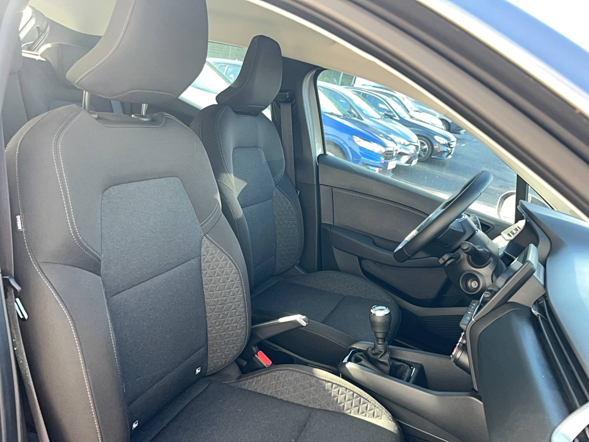 Vente en ligne Renault Clio 5 Clio TCe 90 au prix de 14 990 €