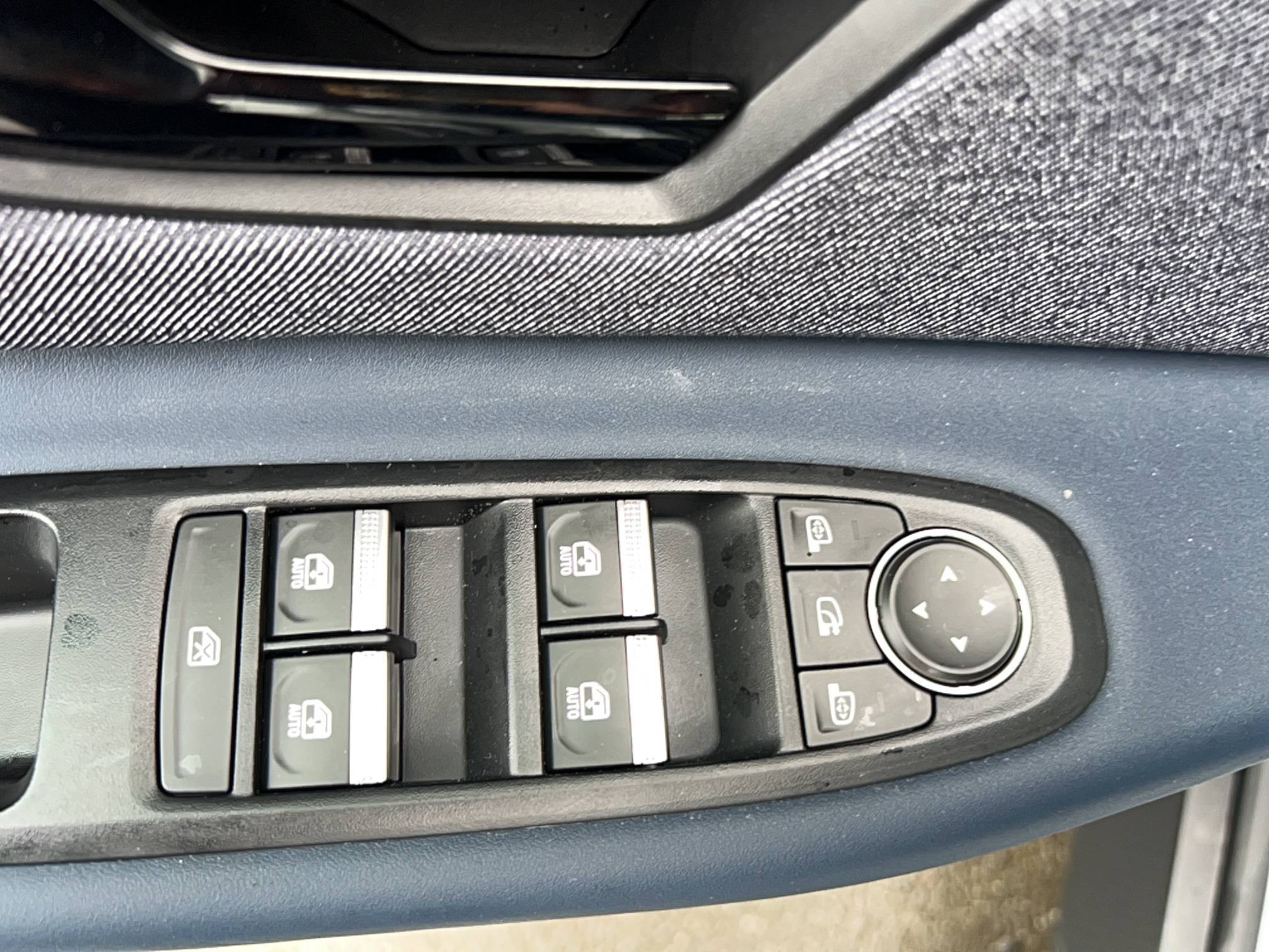 Vente en ligne Renault R4 E-Tech  150 ch autonomie confort au prix de 36 990 €