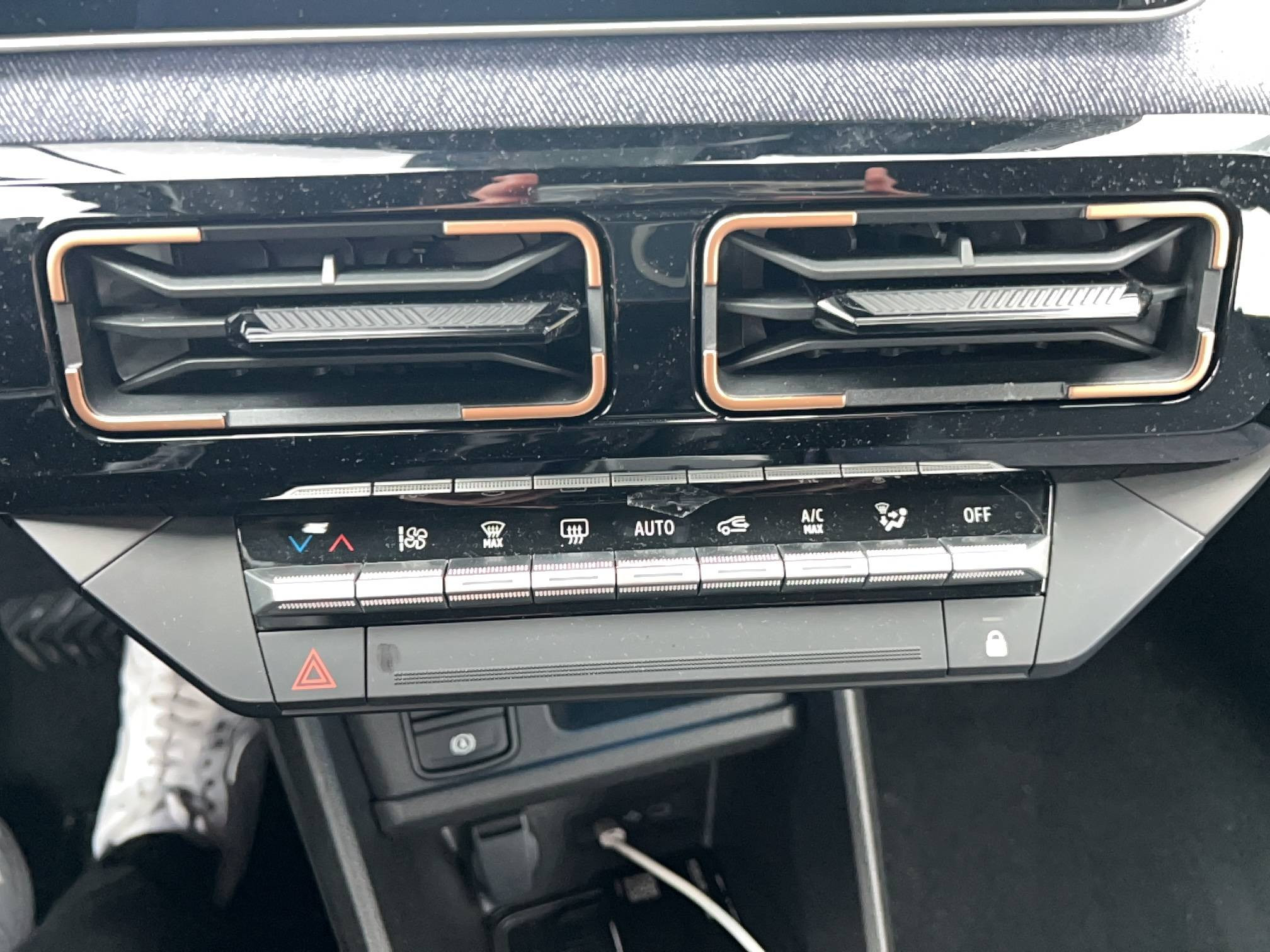 Vente en ligne Renault R4 E-Tech  150 ch autonomie confort au prix de 36 990 €