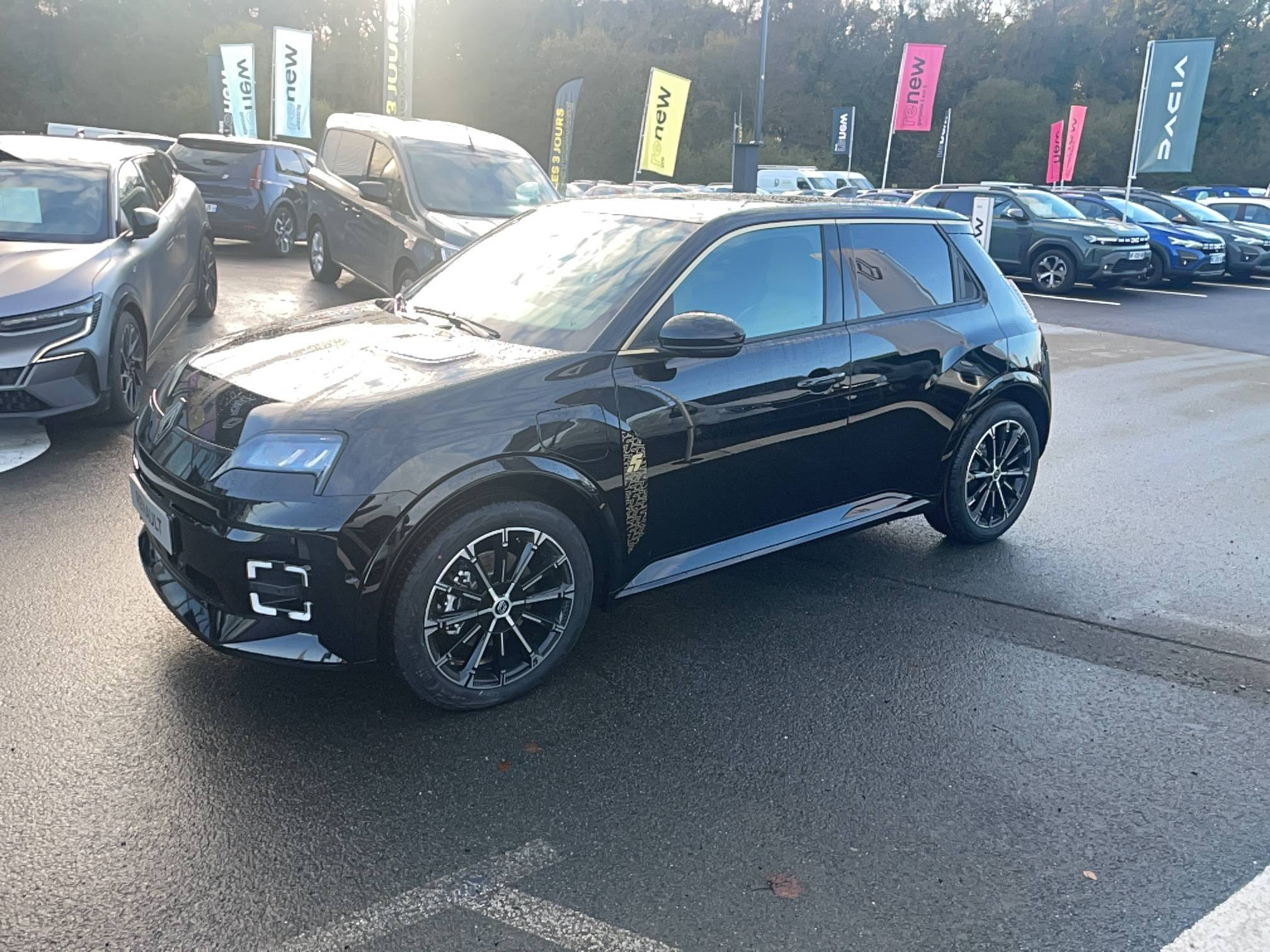 Renault R5 E-Tech  120 ch autonomie urbaine occasion de 2025 en vente à Guingamp