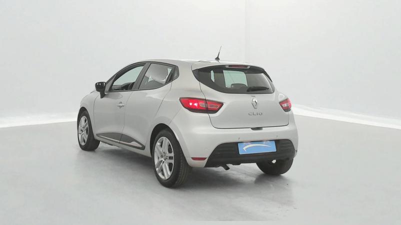 Vente en ligne Renault Clio 4 Clio TCe 90 E6C au prix de 10 990 €