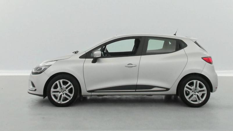 Vente en ligne Renault Clio 4 Clio TCe 90 E6C au prix de 10 990 €