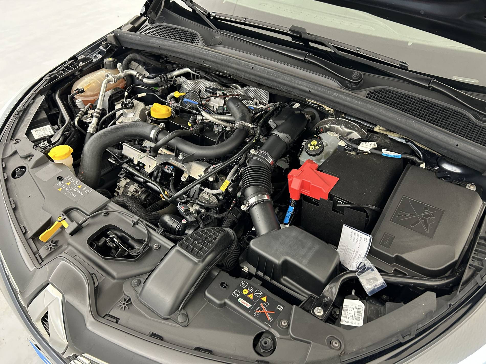 Vente en ligne Renault Clio 5 Clio TCe 90 - 21 au prix de 13 990 €