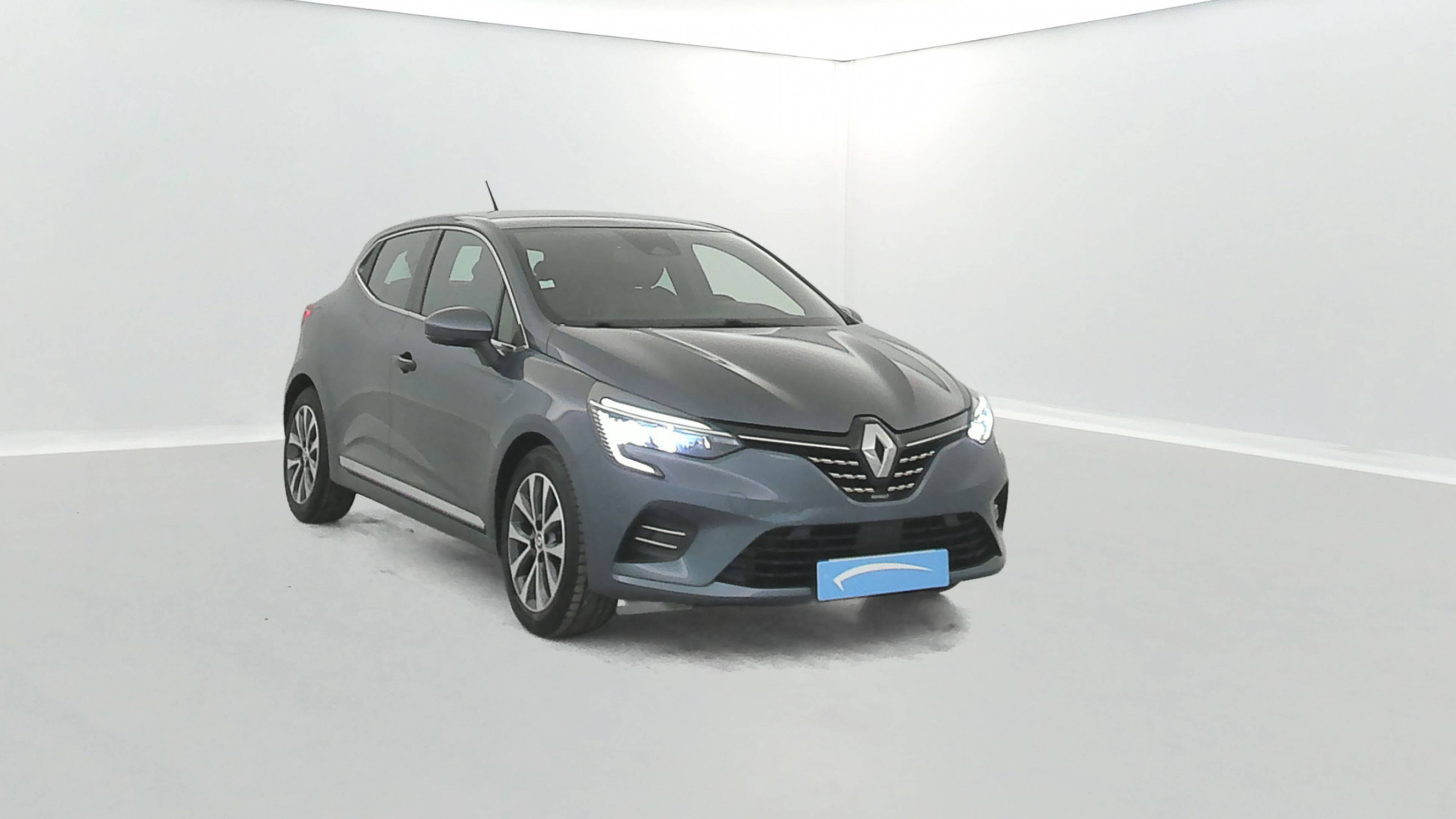 Vente en ligne Renault Clio 5 Clio TCe 90 - 21 au prix de 13 990 €