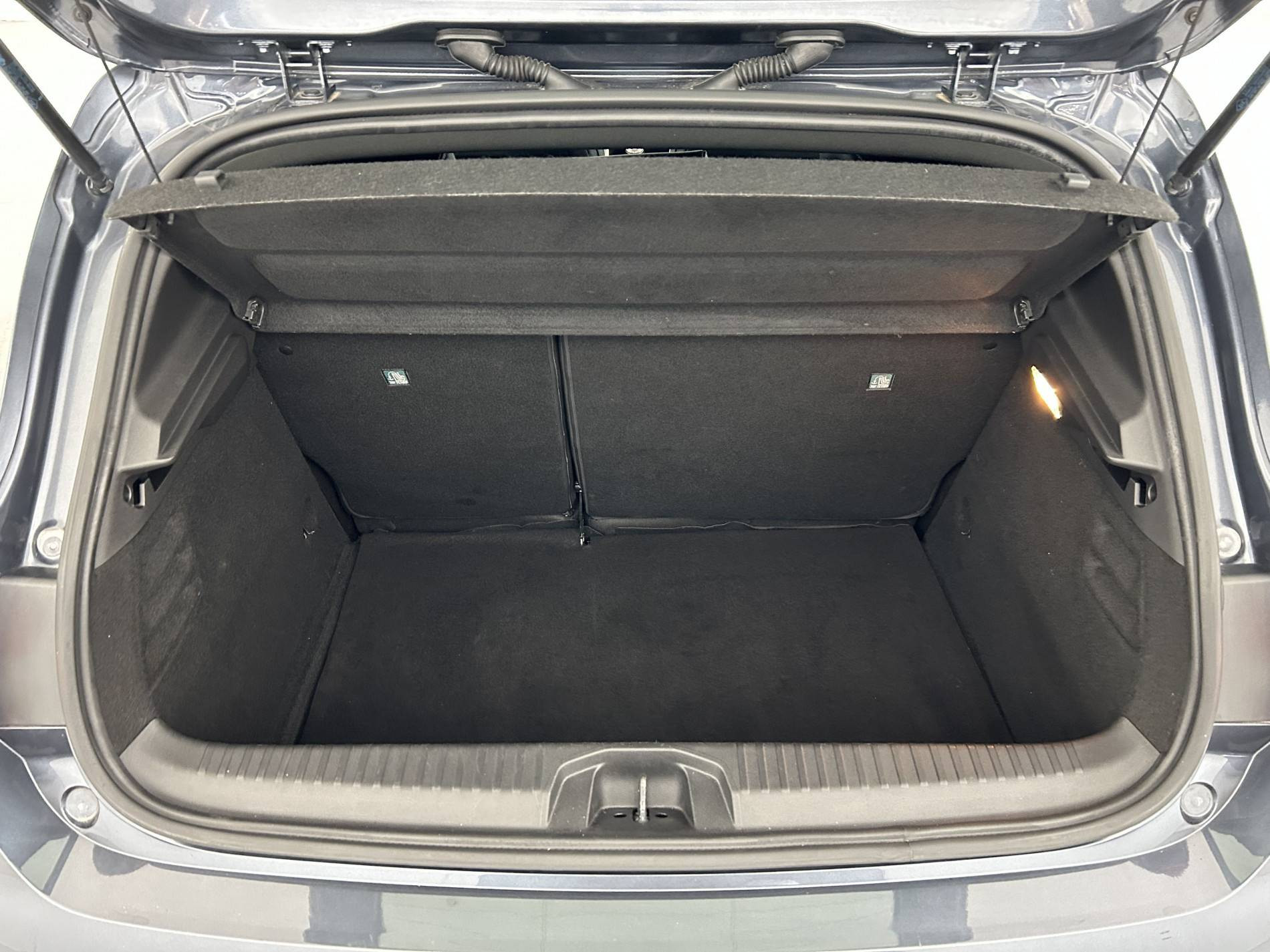 Vente en ligne Renault Clio 5 Clio TCe 90 - 21 au prix de 13 990 €