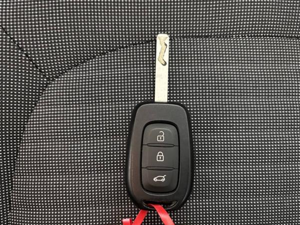 Vente en ligne Renault Twingo 3  TCe 95 au prix de 9 990 €